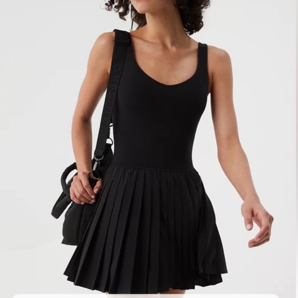 [SOLD] Aerie black pleated skater dress